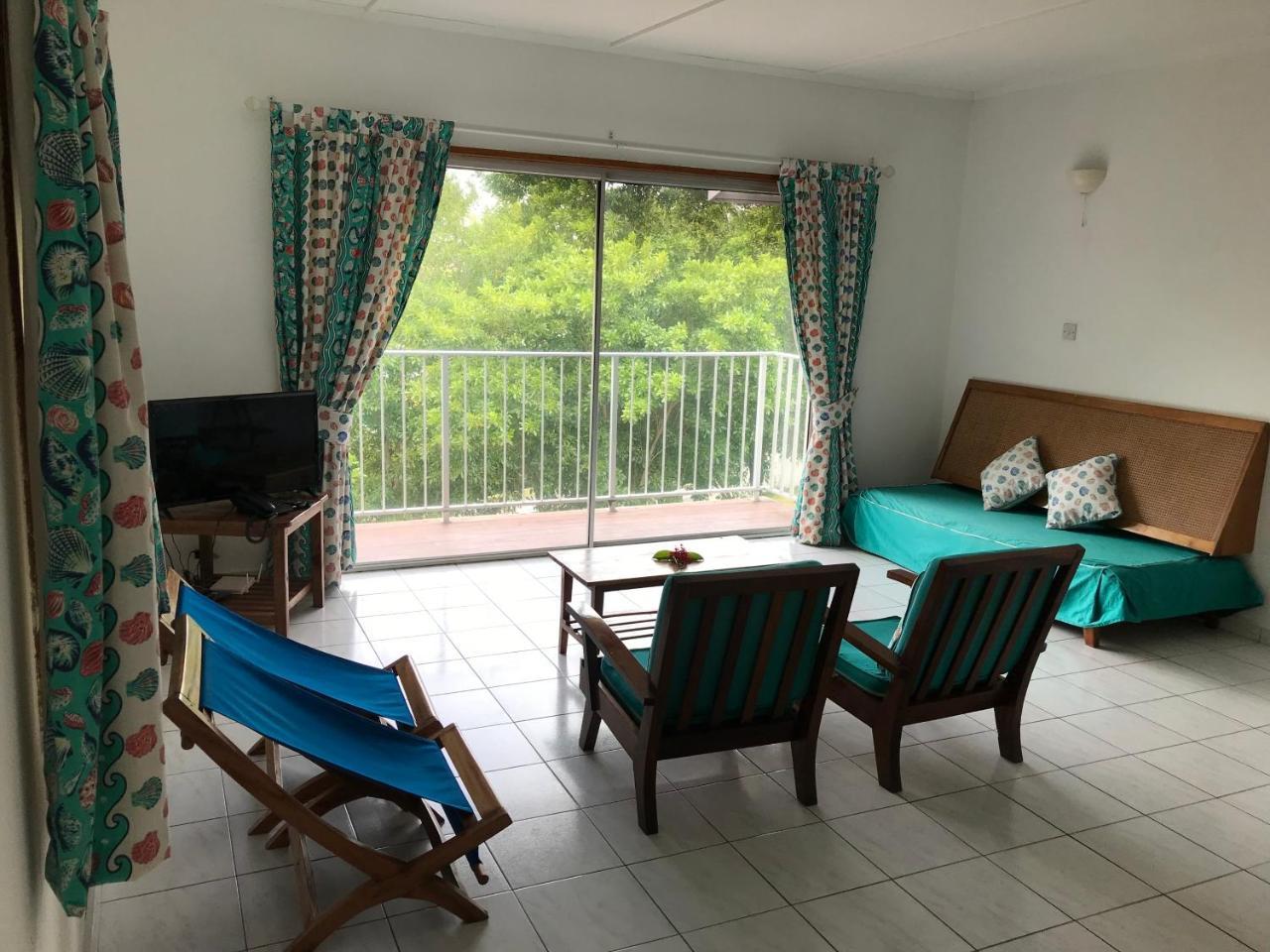 Michel Holiday Apartments Victoria Esterno foto